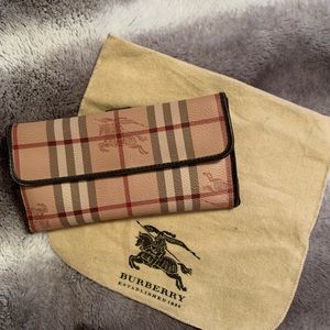 Burberry beige/brown wallet